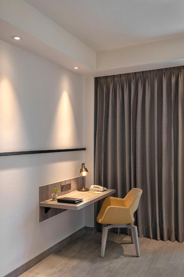 Lemon Tree Premier, New Town, Kolkata Hotel Buitenkant foto